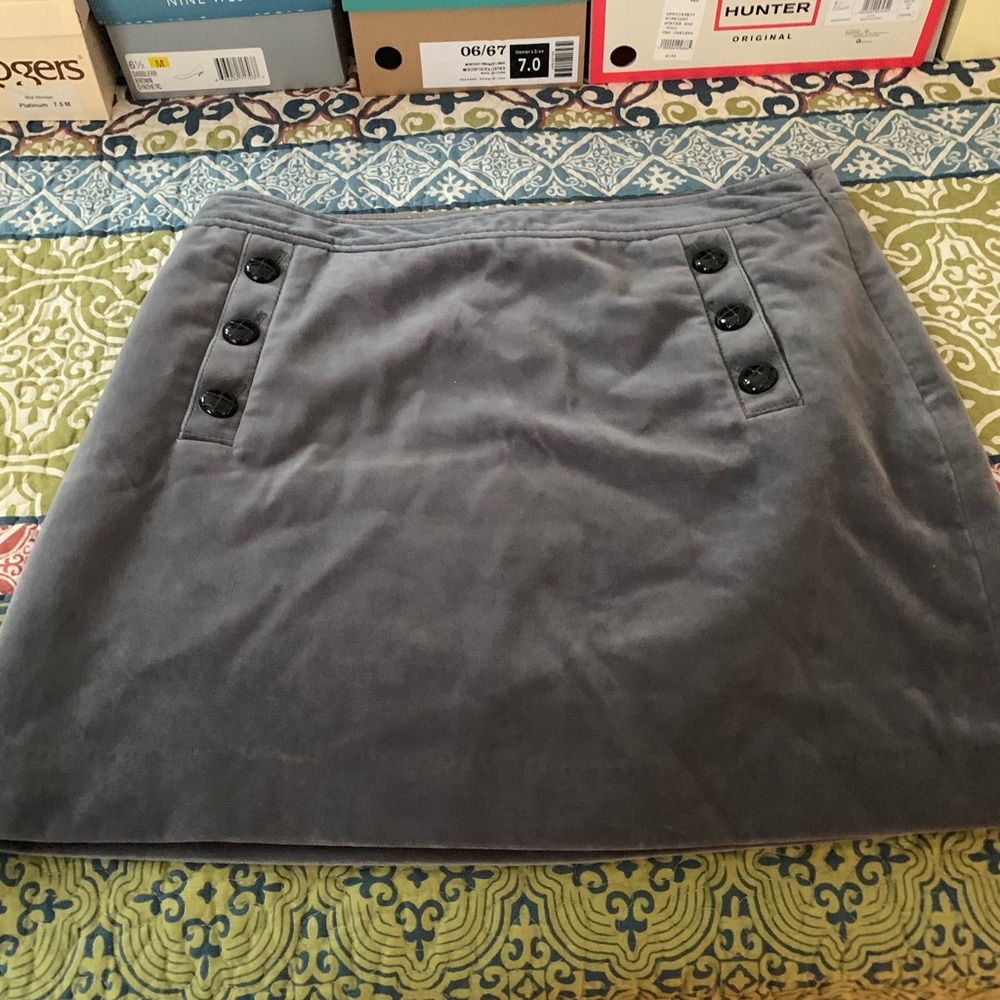 BR velvet mini skirt. Sz 12.